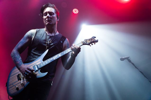 avengedsevenfold_WhiteOak_03_Web_638